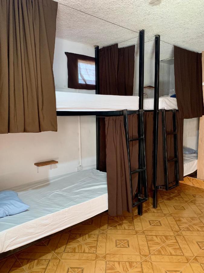 Spanglish Hostel Valladolid  Exteriör bild