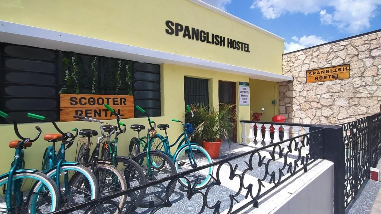 Spanglish Hostel Valladolid  Exteriör bild