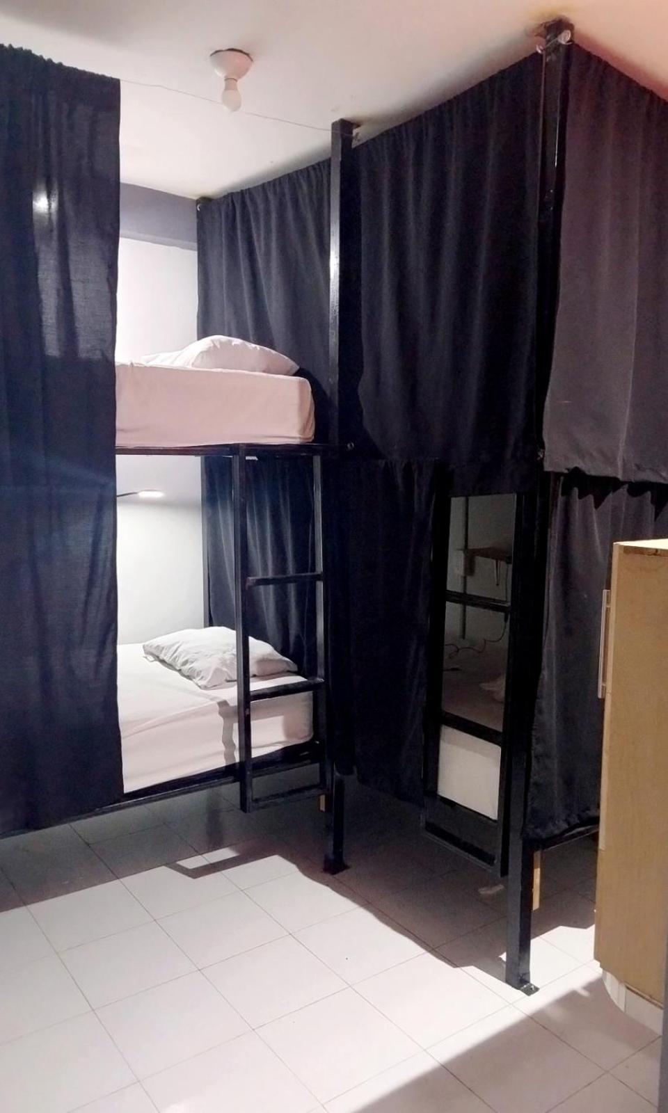 Spanglish Hostel Valladolid  Exteriör bild